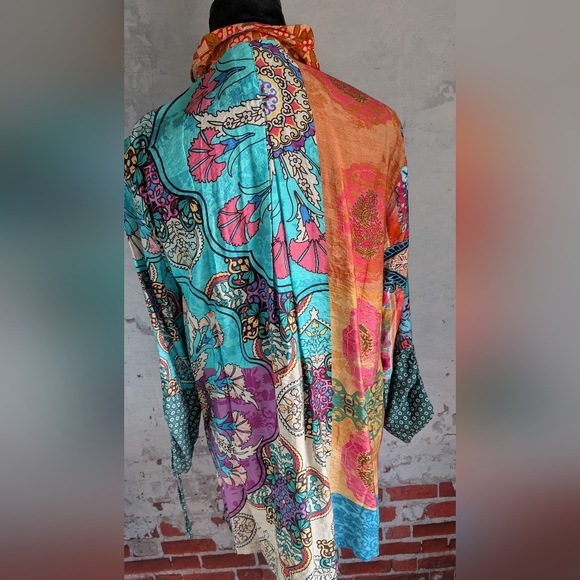 John*Mark Top - Picture 2 of 14